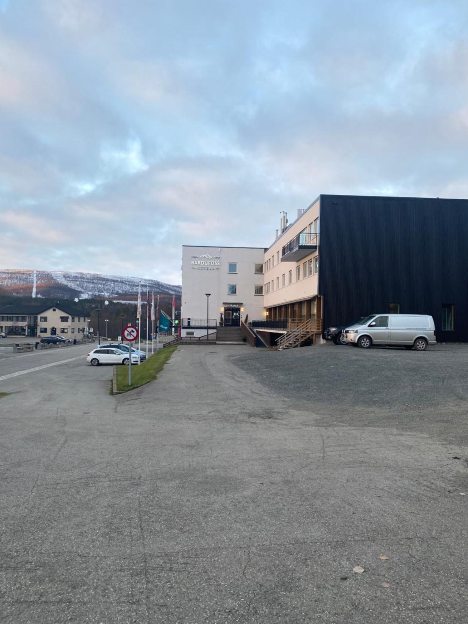 Bardufoss Hotell Bagian luar foto