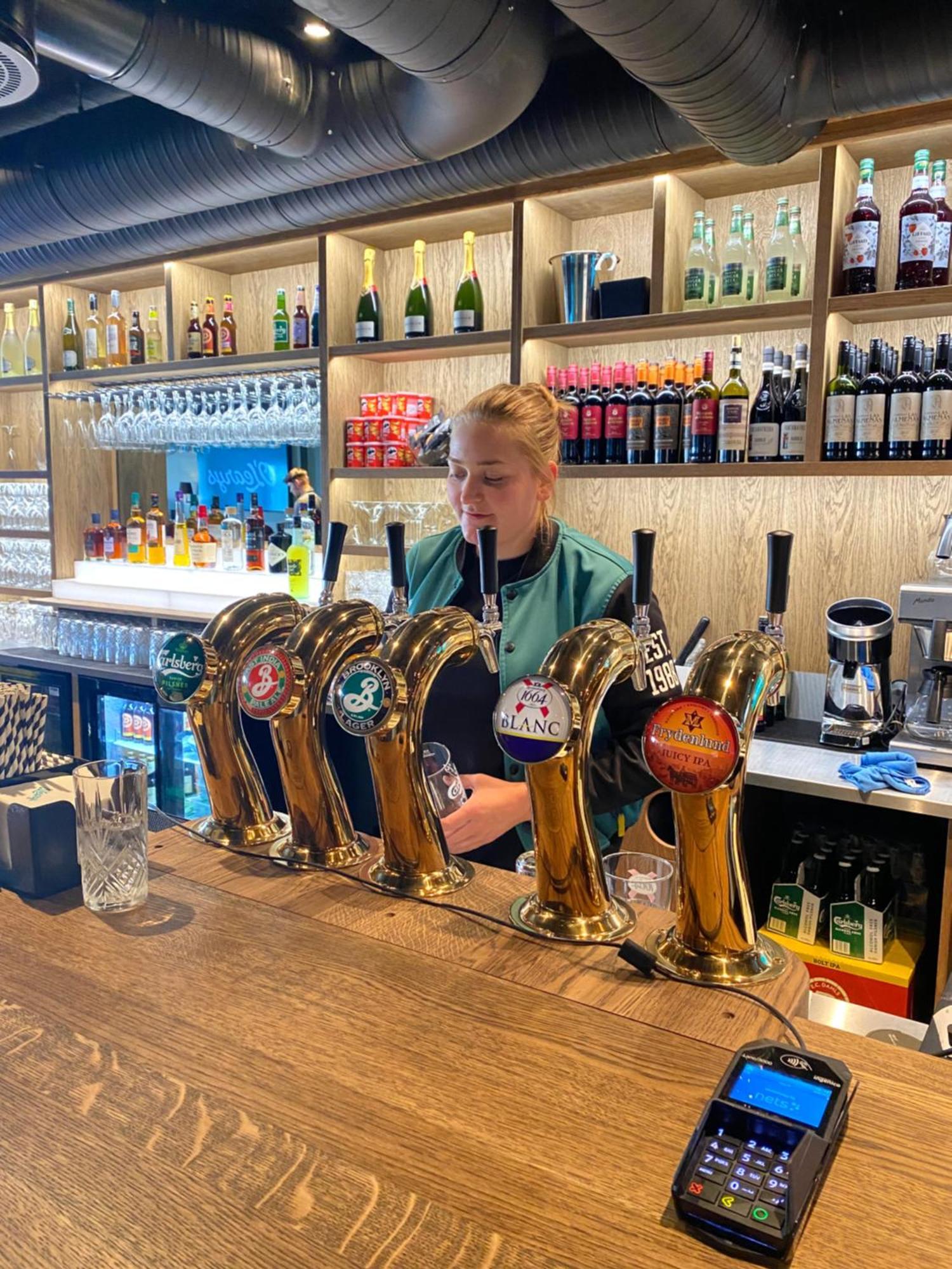 Bardufoss Hotell Bagian luar foto